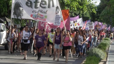 La marcha fue nutrida y se produjo en la avenida Argentina (Oscar Livera)