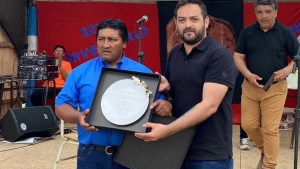 La comunidad de Pilquiniyeu Del Limay celebró el 32° aniversario de la re localización del paraje