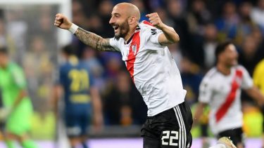 Javier Pinola anunció su retiro del fútbol profesional.