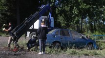 Imagen de Perdió el control de su auto y terminó cayendo a un desagüe sobre Ruta 22 en Roca