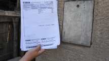 Imagen de Reclaman multas y aumentos de luz de hasta medio millón de pesos y Edersa denunció «fraudes»