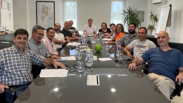 En Cipolletti, Tortoriello recibió a otros doce dirigentes de la coalición opositora, con el objetivo de un inicial ordenamiento. 