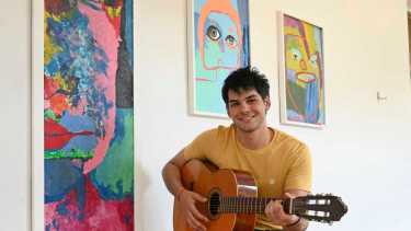 Rodrigo Figueroa en la facultad de Psicología (Florencia Salto) 