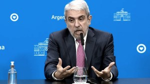 Inseguridad: el Gobierno compró 100 pistolas taser sin licitación