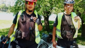 Un hombre se descompensó en un cajero de Viedma, pero se salvó gracias a dos bicipolicías