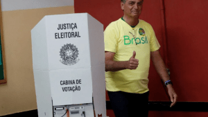 Elecciones en Brasil: Bolsonaro pidió una anulación masiva de votos