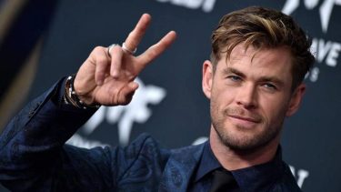El actor de 39 años recibió la noticia mientras filmaba "Sin límites", serie documental que estrenó el pasado miércoles en la plataforma Disney+.