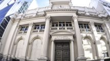 Imagen de Endurecimiento del cepo: a quiénes afecta el retraso en la cancelación de servicios y fletes del BCRA