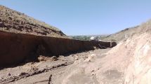 Imagen de ¡Impactante! Por la tormenta, se desmoronó parte de la banquina de la Ruta 40, en Las Lajas