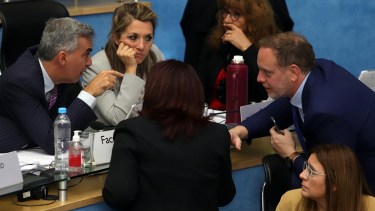 Los parlamentarios fueron convocados a partir de las 8 del jueves. Foto: Marcelo Ochoa.