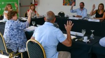 Imagen de Los candidatos a intendente de Cipolletti deberán participar de un debate electoral