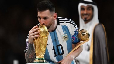 La Asociación del Fútbol Argentino (AFA) publicó un emotivo video para festejar las Fiestas. Foto Télam/Maximiliano Luna.