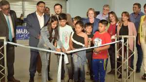 Importantes anuncios, inauguraciones y firma de convenio en el aniversario de Sierra Colorada