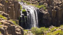 Imagen de Caminó en busca de una cascada escondida en el norte neuquino y encontró esta maravilla