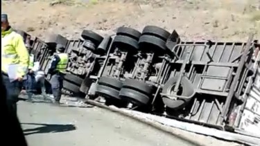 El fatal accidente de la Ruta 237 ocurrió en la madrugada del lunes. Foto:  (@lucasjaranqn)