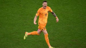 Quién es el «bobo» con el que se enojó Messi después del partido con Países Bajos