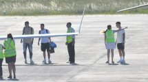 Imagen de Los jugadores ya regresan a sus ciudades: Messi, Di María y Dybala viajaron a Rosario
