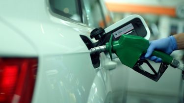 Aumento. Los combustibles suben un 4% desde hoy. 