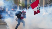 Imagen de Crisis política en Perú: suspendieron los trenes a Machu Picchu por protestas contra Boluarte