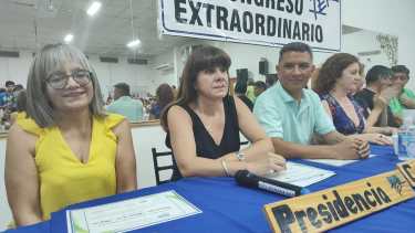 Maria Castañeda, Silvana Inostroza y  Gustavo Cifuentes. 