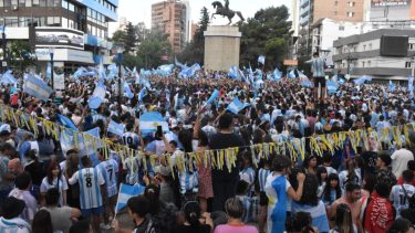 Entre los 17 demorados, había un menor y cuatro mujeres. Todos recuperaron la libertad esta mañana.