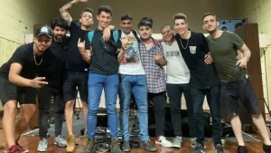 «Mr. Brown» y «Rabioso Bufón»: dos bandas que protagonizan la escena musical reginense