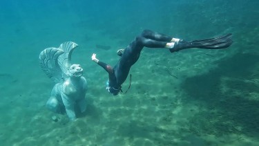 apareció una nueva figura en las profundidades del Lago Moquehue. Foto: Gentileza