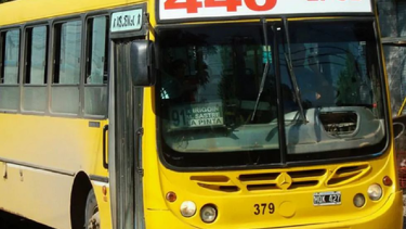 Robó un colectivo porque llegaba tarde a ver el partido de La Scaloneta. 