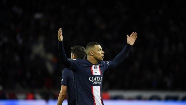 Mbappé dejó atrás la final del Mundial y ya volvió a jugar en PSG.