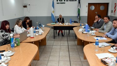 El acta de la paritaria docente genera más interpretación y Unter advierte que el descuento generará inmediatas medidas de fuerza. Foto: Marcelo Ochoa.