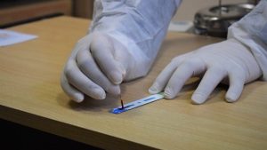 El diálogo con los pacientes con VIH es clave para que sigan el tratamiento