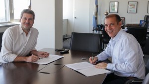 Gutiérrez voló a Buenos Aires en busca de consolidar una importante obra para Villa Traful