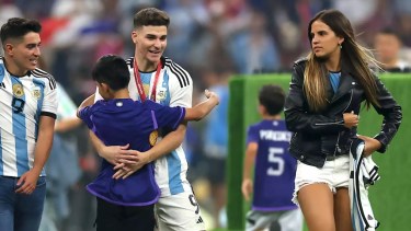 Julián Álvarez se conoce con Emilia Ferrero desde Cachín, Córdoba, y llevan casi cinco años de relación.-