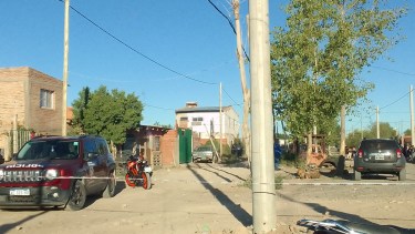 Investigan el homicidio de un hombre en el barrio 2 de febrero de Cipolletti 