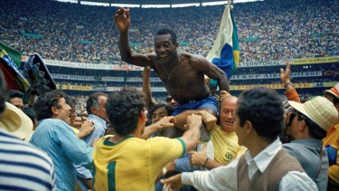 Pele se consagró campeón por tercera vez en su carrera en México 1970.