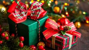A qué hora pasa Papá Noel y cuándo se pueden abrir los regalos de Navidad