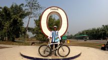 Imagen de La increíble promesa que cumplió un ciclista de Bangladesh para homenajear a Messi