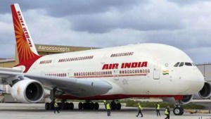 Multan a aerolínea india por escándalo de banquero que orinó sobre una pasajera
