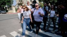 Imagen de «Yo no soy ninguna p…»: la mamá de uno de los rugbiers le respondió a Fernando Burlando