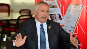 Francos le respondió al embajador de Estados Unidos por la estación china en Neuquén