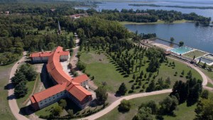 Verano en Chapadmalal y Embalse por $ 1.500: cómo inscribirse y así son los hoteles