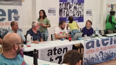 En la seccional local de ATEN se lleva adelante el plenario de secretarios generales (Foto: Andrea Vazquez)