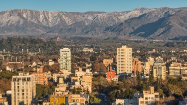 La capital de Mendoza fue el epicentro del sismo de esta mañana. Foto Archivo.