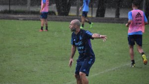 Argentina debuta en el Sudamericano sub 20: hora, formaciones y TV