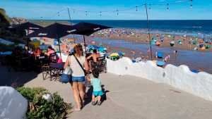 Las Grutas: “Este verano la gente inventa cualquier &#8216;rebusque&#8217; para ahorrar”