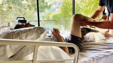 Jeremy Renner reveló múltiples fracturas en el accidente que sufrió. 