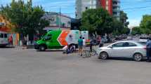 Imagen de Atropelló a un ciclista con su auto en pleno centro de Roca