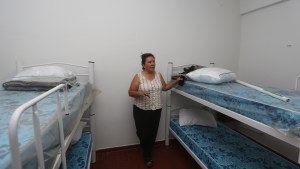 Así es por dentro el refugio para personas en situación de calle que abrirá sus puertas en Roca