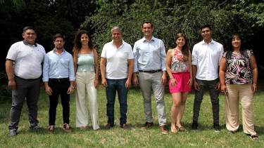 Rolando Figueroa reunido con los referentes de Avanzar Neuquén. Foto: Gentileza.