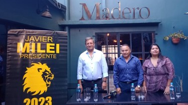 Aldo Mildemberg, Ariel Rivero y Yolanda Mansilla brindaron una conferencia para presentar su partido político Primero Río Negro.